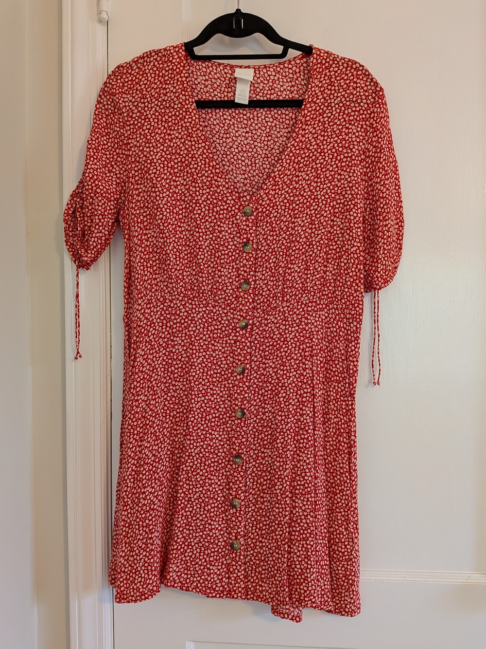 H&M Red Daisy Floral Button Front Mini Dress Ruched Sleeve 10